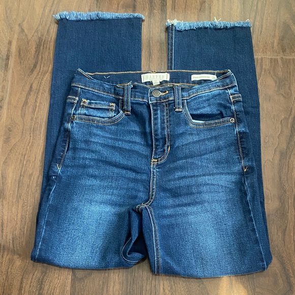 Harper Heritage Straight Leg Destructed High Rise Denim Jeans - Picture 4 of 10